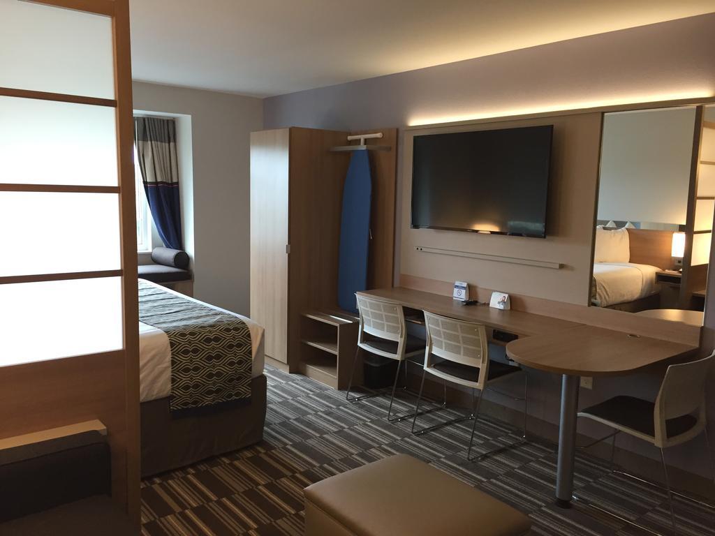 Microtel & By Wyndham Ocean